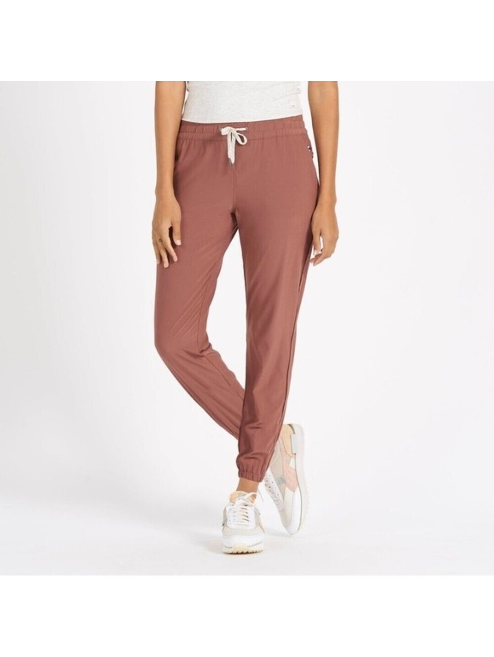 VUORI Women's Joggers Size small